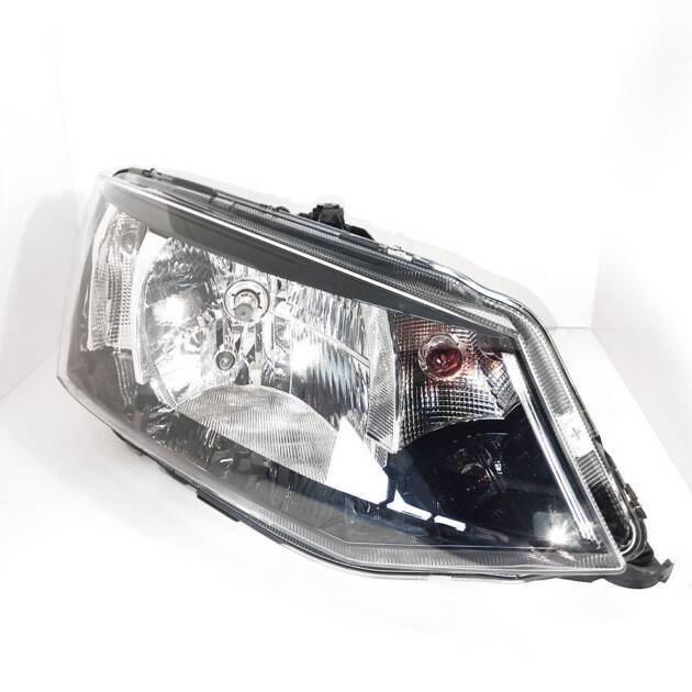 Fanale anteriore destro Skoda Fabia (2015-2023)